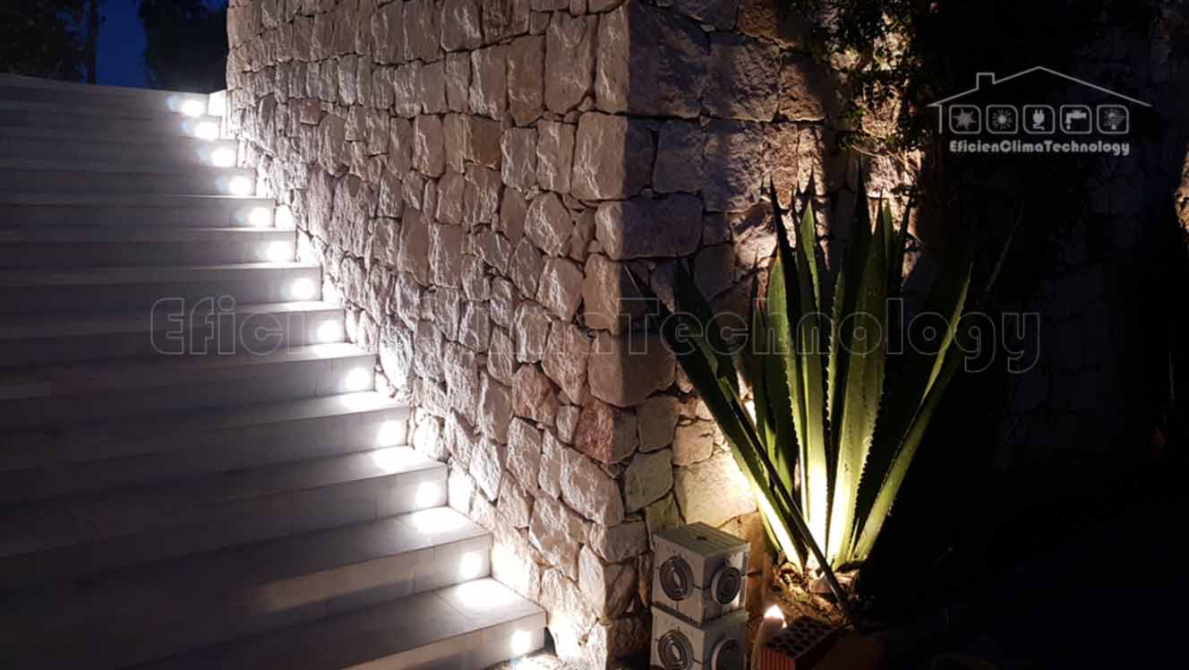 Подсветка ступеней и лестниц в Марбелье